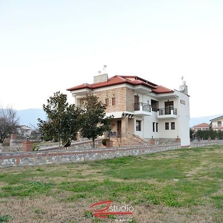 Guesthouse 4 Seasons Árnissa エクステリア 写真